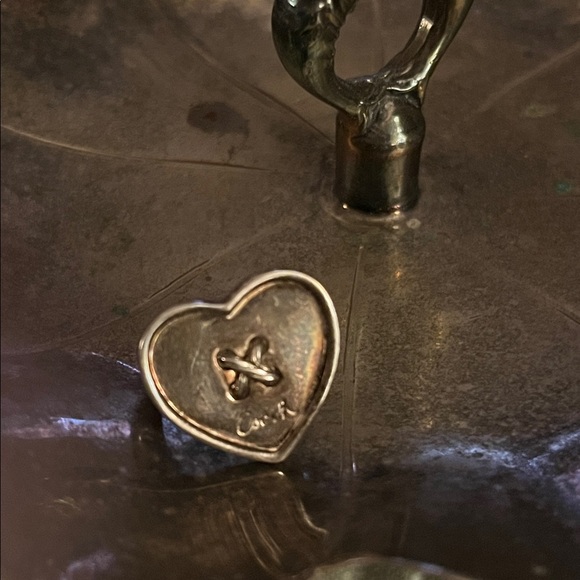 Vintage COACH Sterling Heart “Button” Ring - Picture 11 of 13